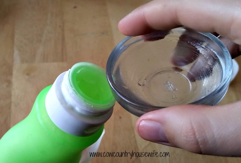 Homemade Toothpaste - Adding coconut oil - Cow Country Housewife